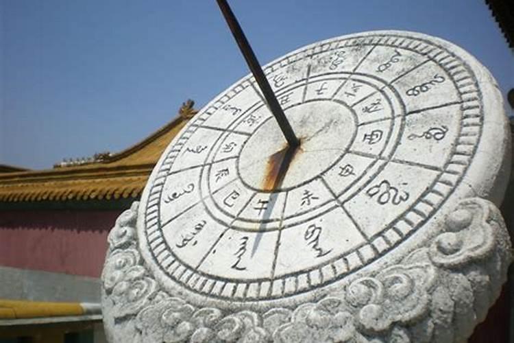 中国传统记年法，太岁怎么推算每一年有4个月